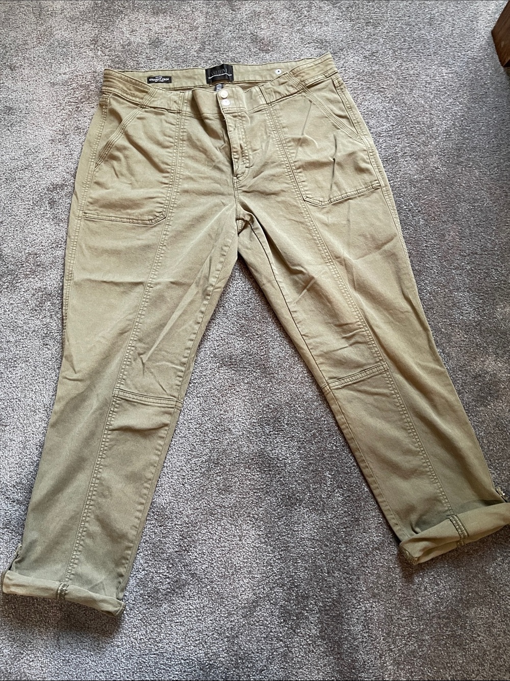 WHBM Mid-Rise Pret-A-Pedi Straight Cropped Pants 14